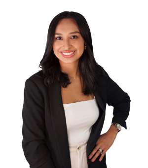 Julissa Holm display